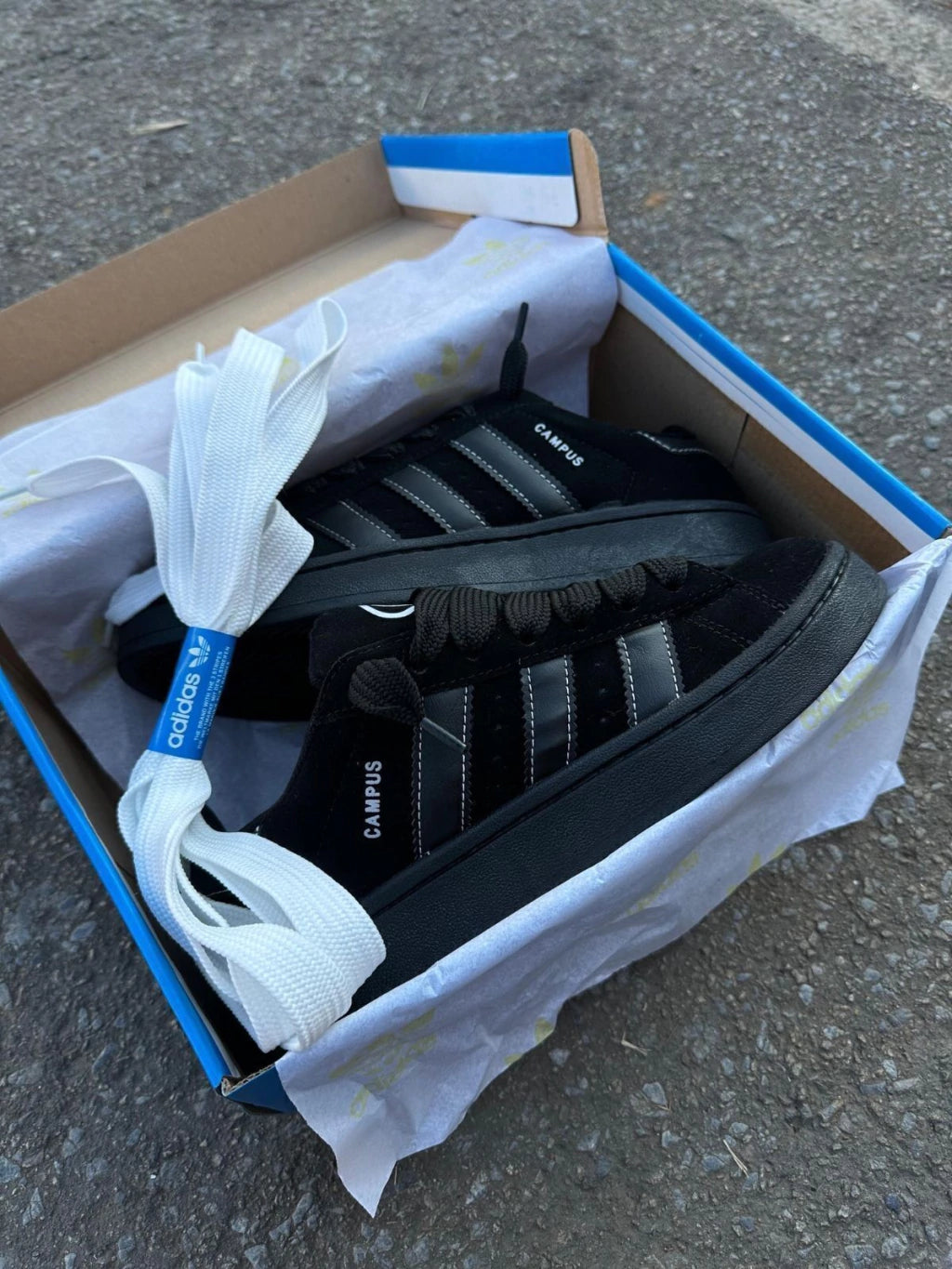 CAMPUS 00S "Triple Black"
