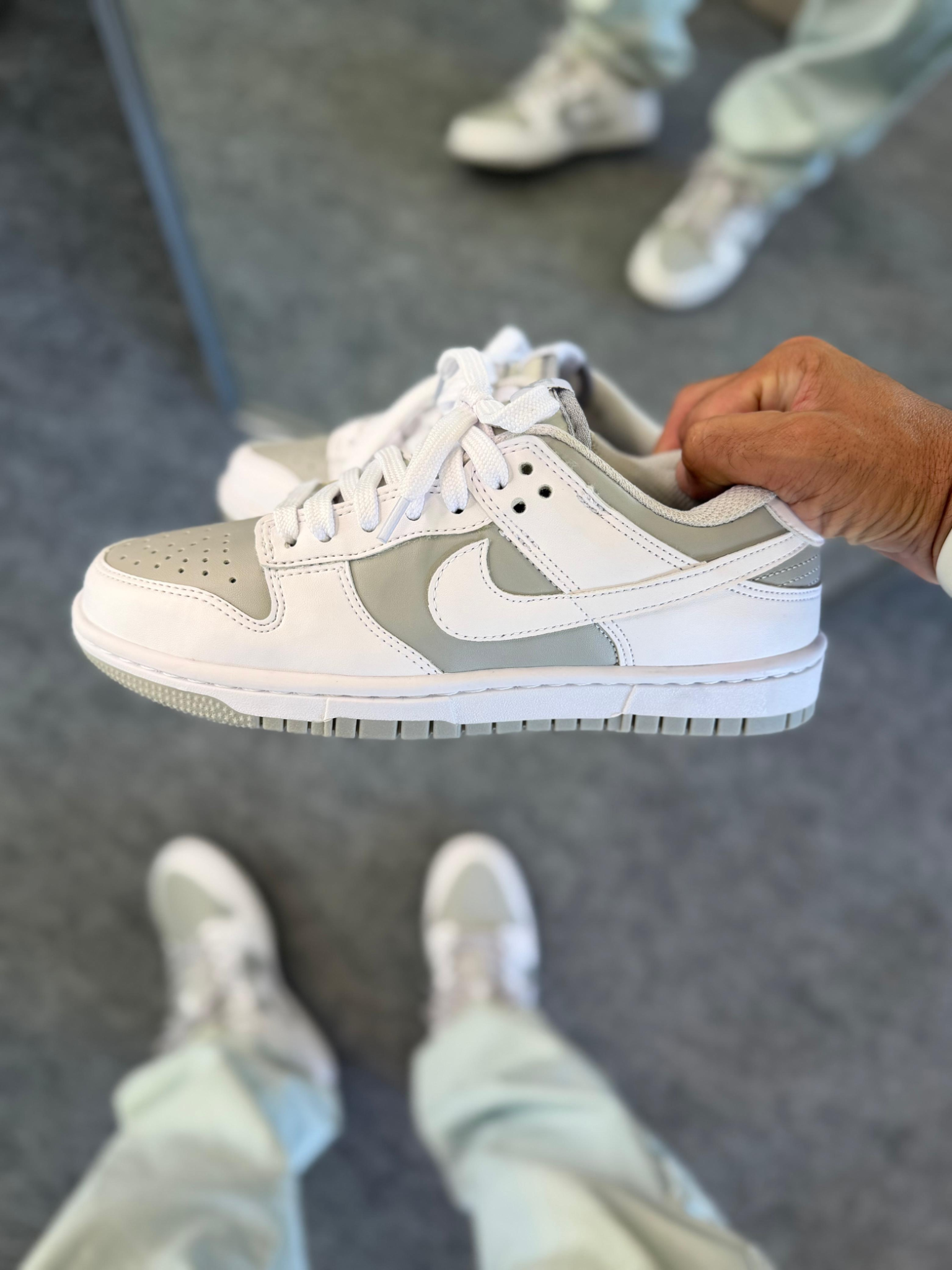 DUNK LOW "Grey Reverse"