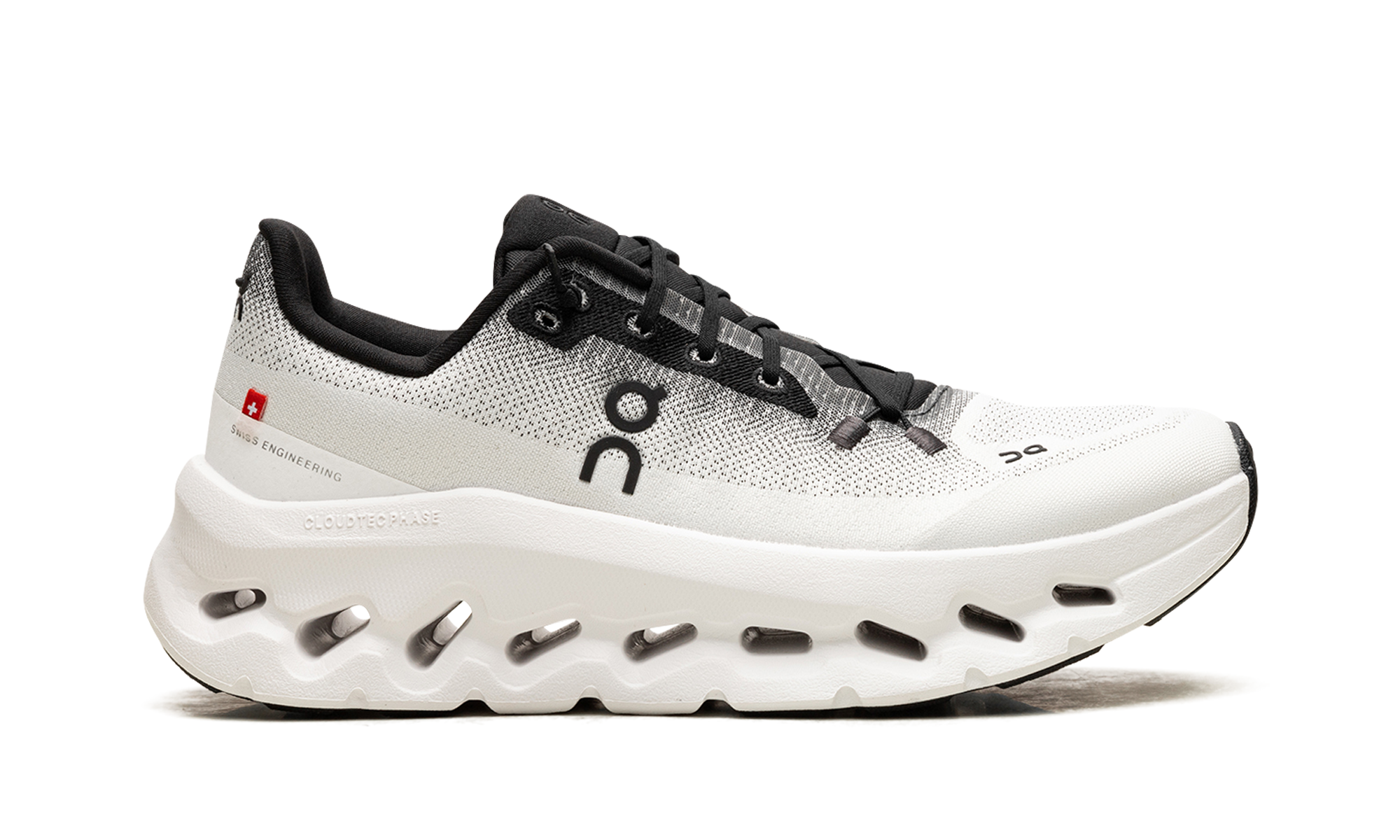 On Running Cloudtilt WMNS "Black/Ivory"