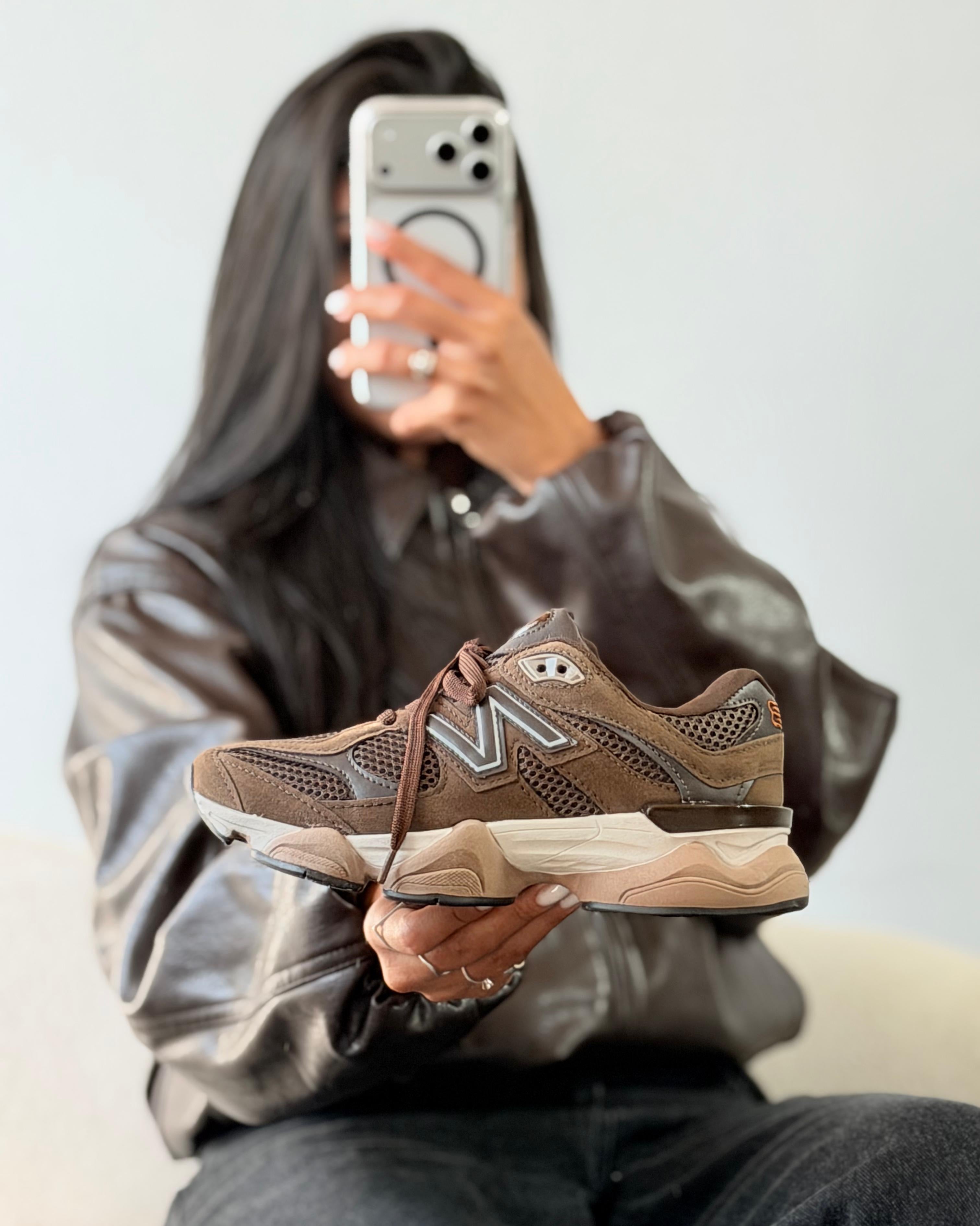 NB 9060 "Brown"