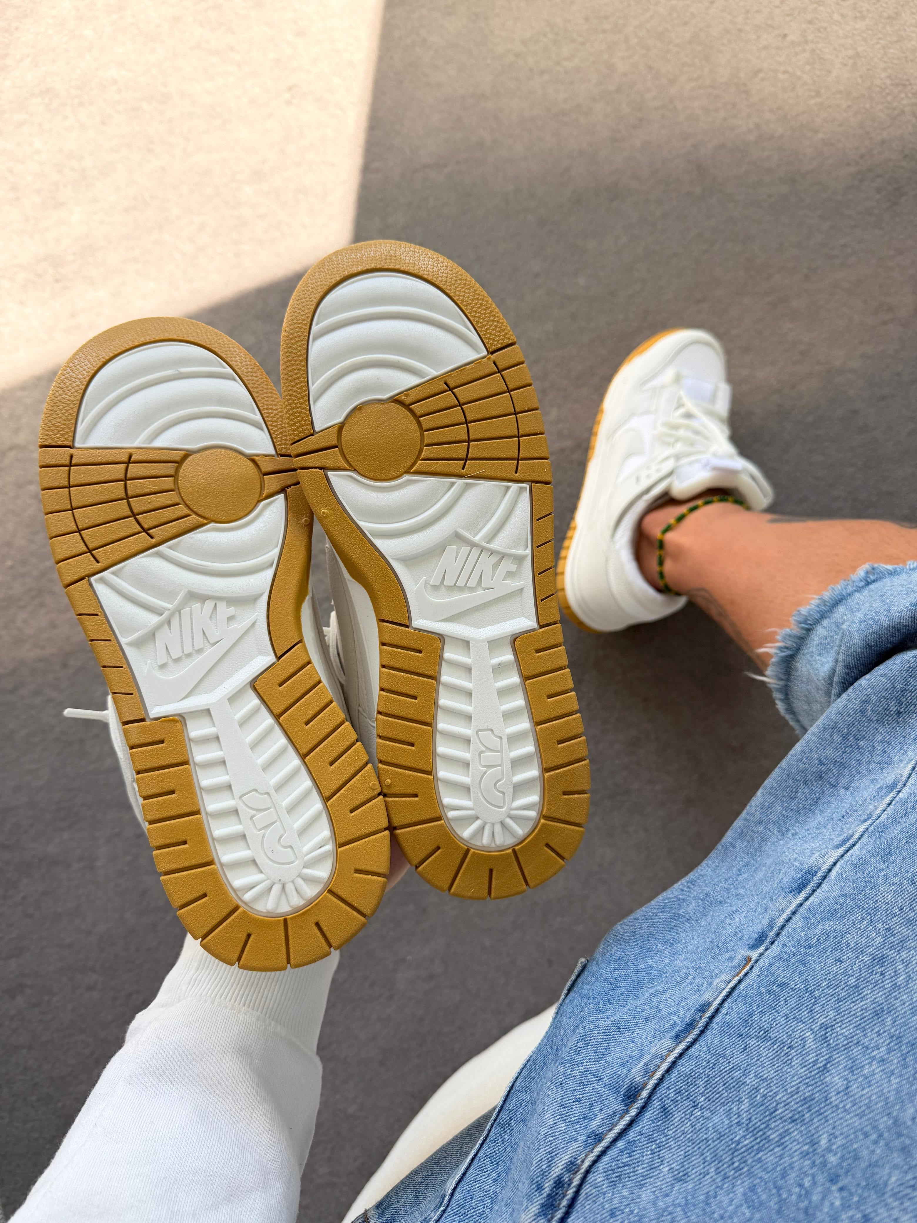 Dunk Low Jumbo “White”