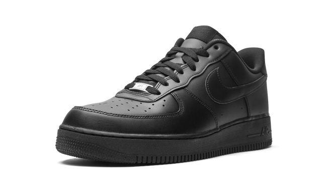 Nike Air Force 1 Low "Triple Black"