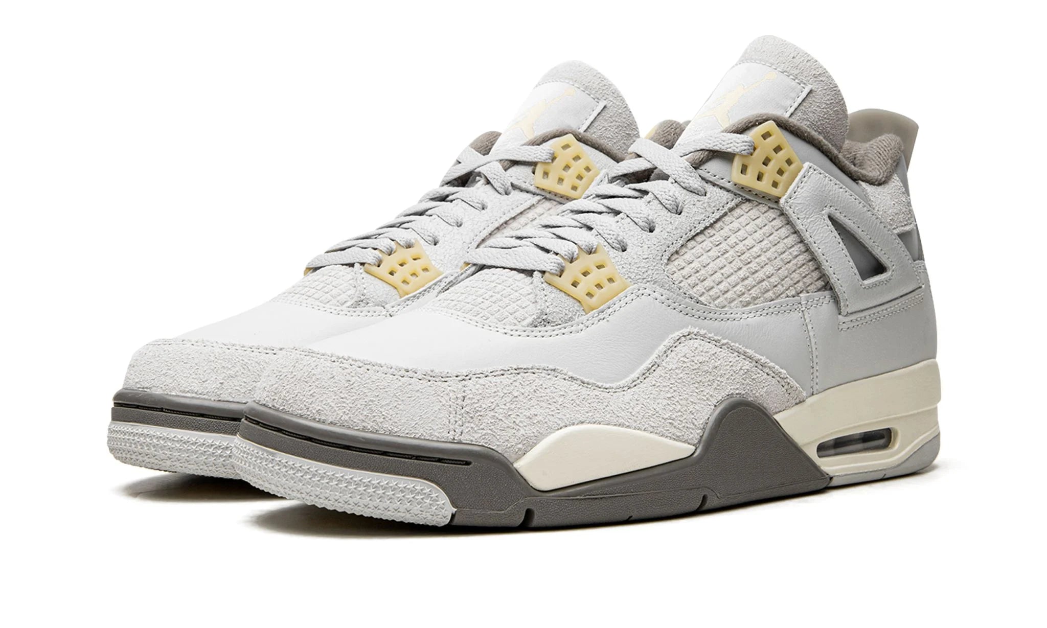 AIR JORDAN 4 RETRO SE CRAFT "Photon Dust"