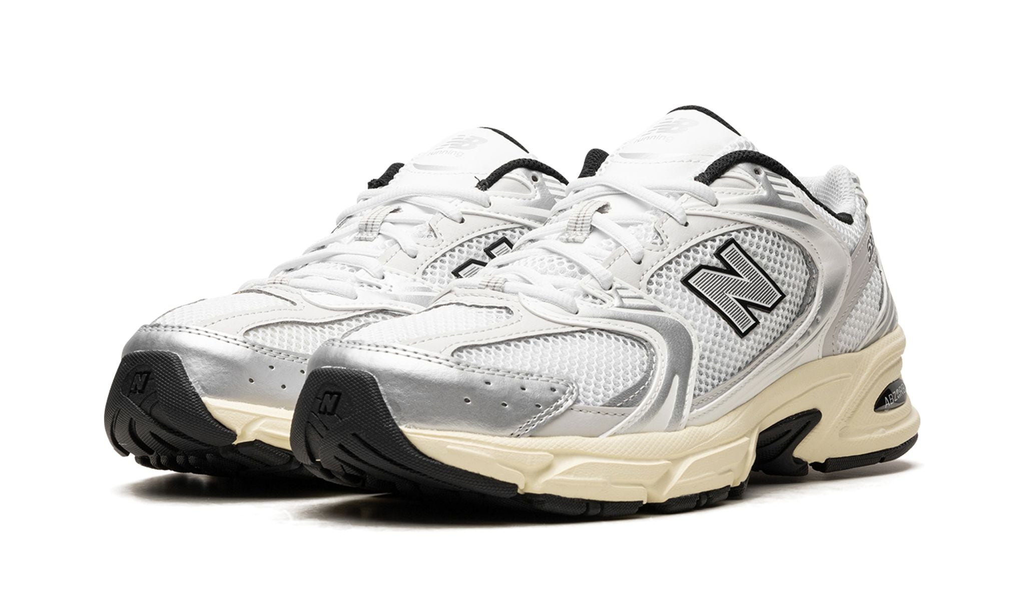 NEW BALANCE 530 "White / Silver"