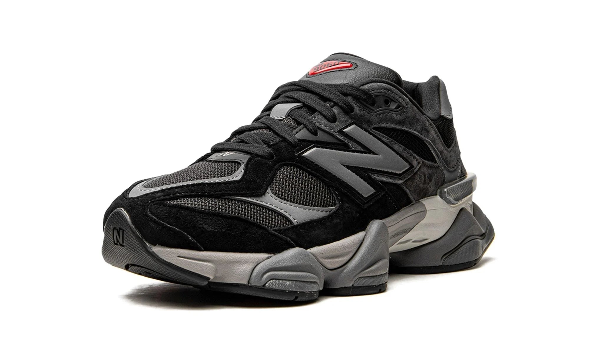 9060 "Black/Castlerock"